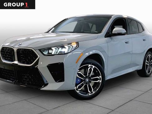 Used 2024 BMW X2 xDrive28i w/ M Sport Package AWD/4WD image 1