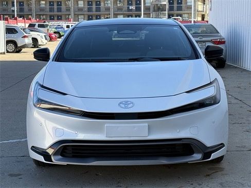 Used 2024 Toyota Prius Limited image 7