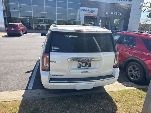 Used 2018 GMC Yukon Denali w/ Open Road Package image 3