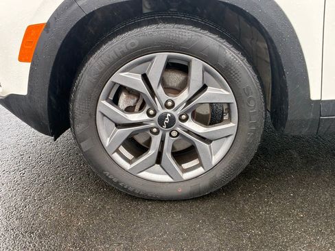 Used 2024 Kia Seltos LX image 49