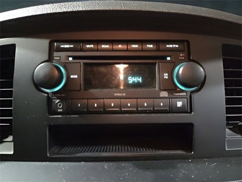 Used 2008 Dodge Ram 1500 Truck ST image 19