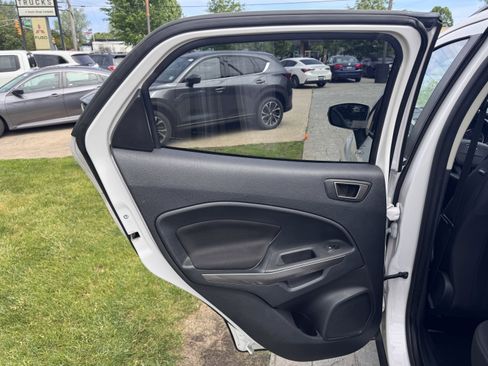 Used 2020 Ford EcoSport SE w/ SE Convenience Package AWD/4WD image 24