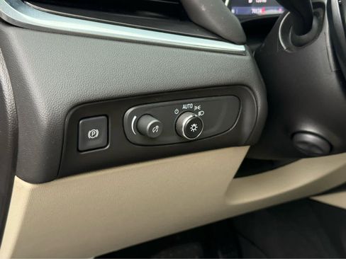 Used 2020 Buick Enclave Premium w/ Sun and Sites Package AWD/4WD image 14