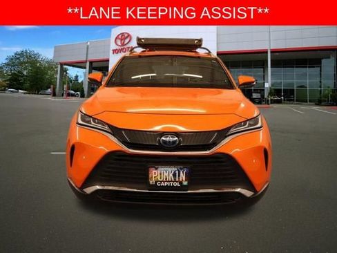 Used 2021 Toyota Venza XLE w/ Softex Package image 7