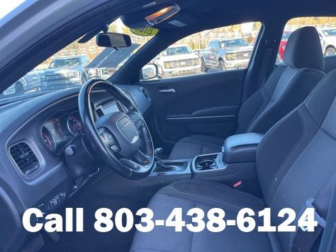 Used 2022 Dodge Charger SXT image 7