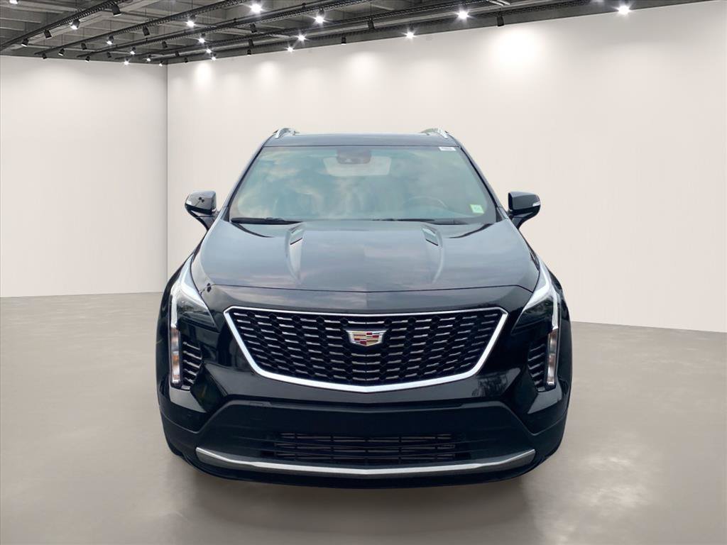 Used 2023 Cadillac XT4 Premium Luxury w/ Cold Weather Package AWD/4WD image 2