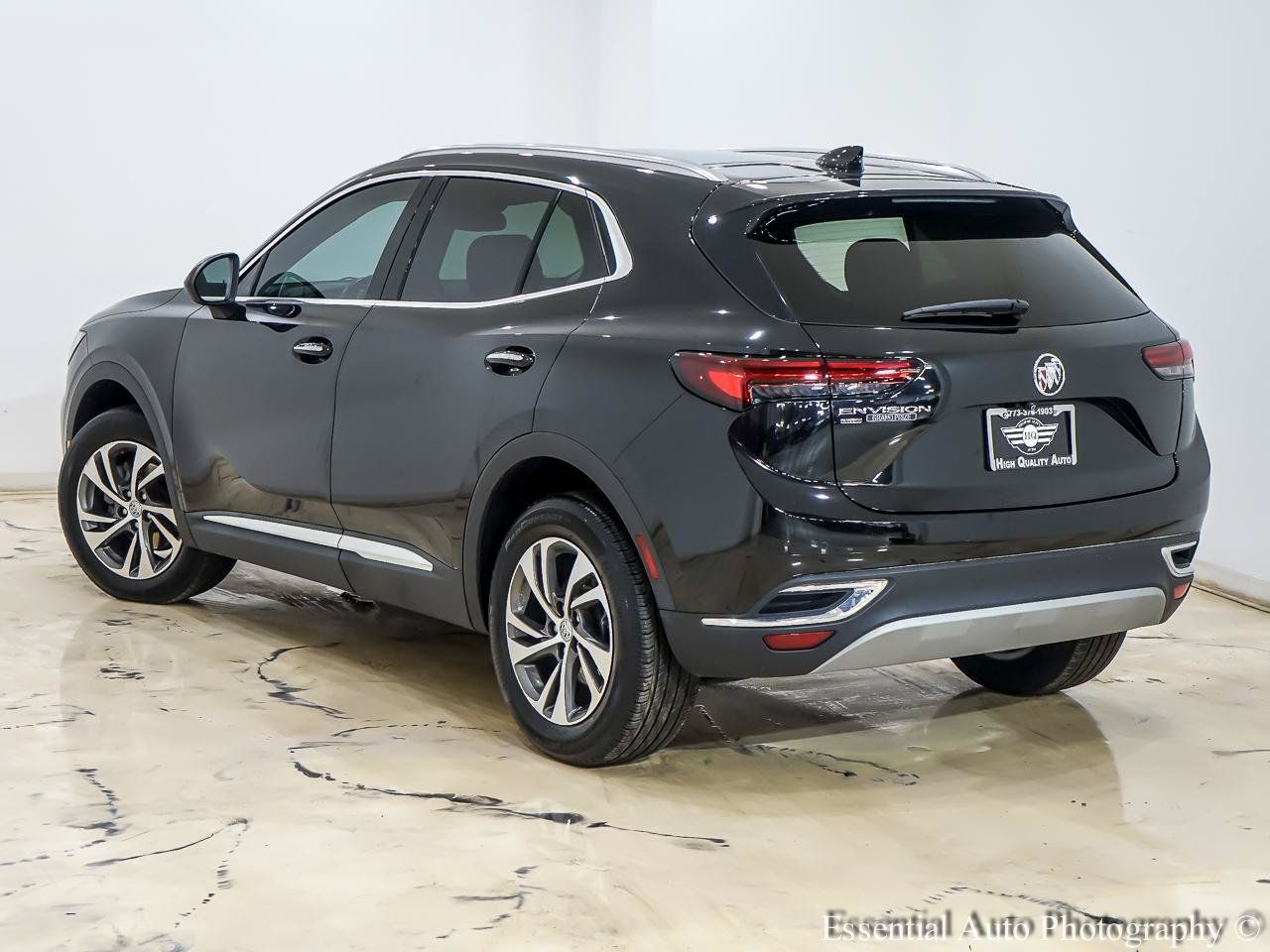 Used 2022 Buick Envision Essence w/ Safety Package AWD/4WD image 10