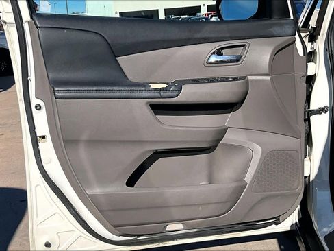 Used 2015 Honda Odyssey EX-L image 21