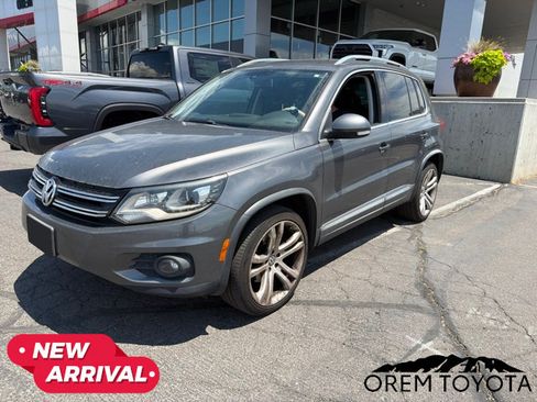 Used 2013 Volkswagen Tiguan SEL FWD image 12