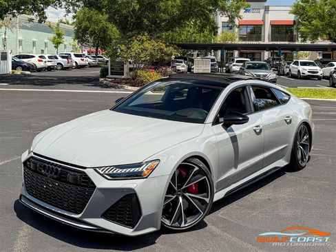 Used 2022 Audi RS 7 Sportback w/ Black Optic Package AWD/4WD image 8