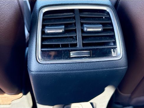 Used 2016 Audi Q3 2.0T Prestige w/ Prestige Package image 20