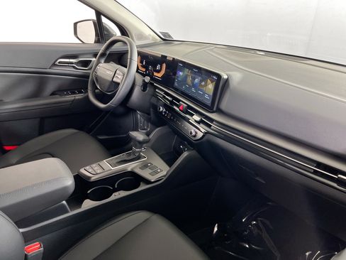 Used 2026 Kia Sportage EX FWD image 27