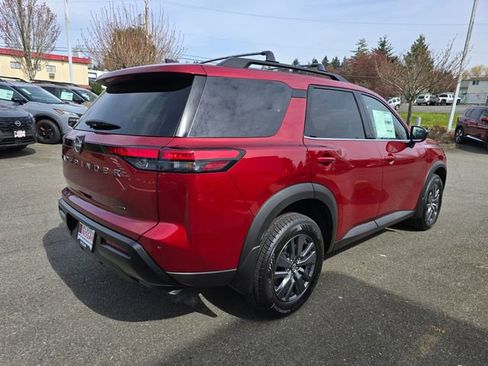 New 2026 Nissan Pathfinder SV image 6
