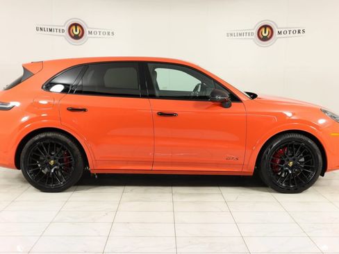 Used 2021 Porsche Cayenne GTS image 2