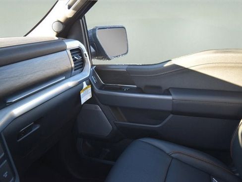 New 2025 Ford F150 Lariat w/ Equipment Group 501A Mid image 12