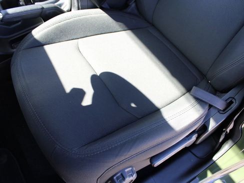 Used 2022 Jeep Wrangler Unlimited Sport S image 16