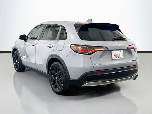 Used 2023 Honda HR-V Sport image 6