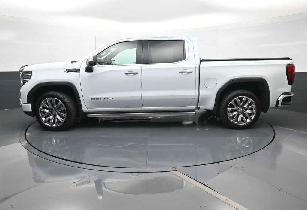 Used 2026 GMC Sierra 1500 Denali w/ Denali Reserve Package AWD/4WD image 2