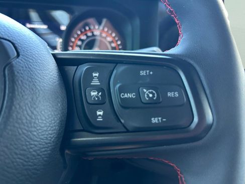 Used 2024 Jeep Wrangler Unlimited Rubicon AWD/4WD image 15
