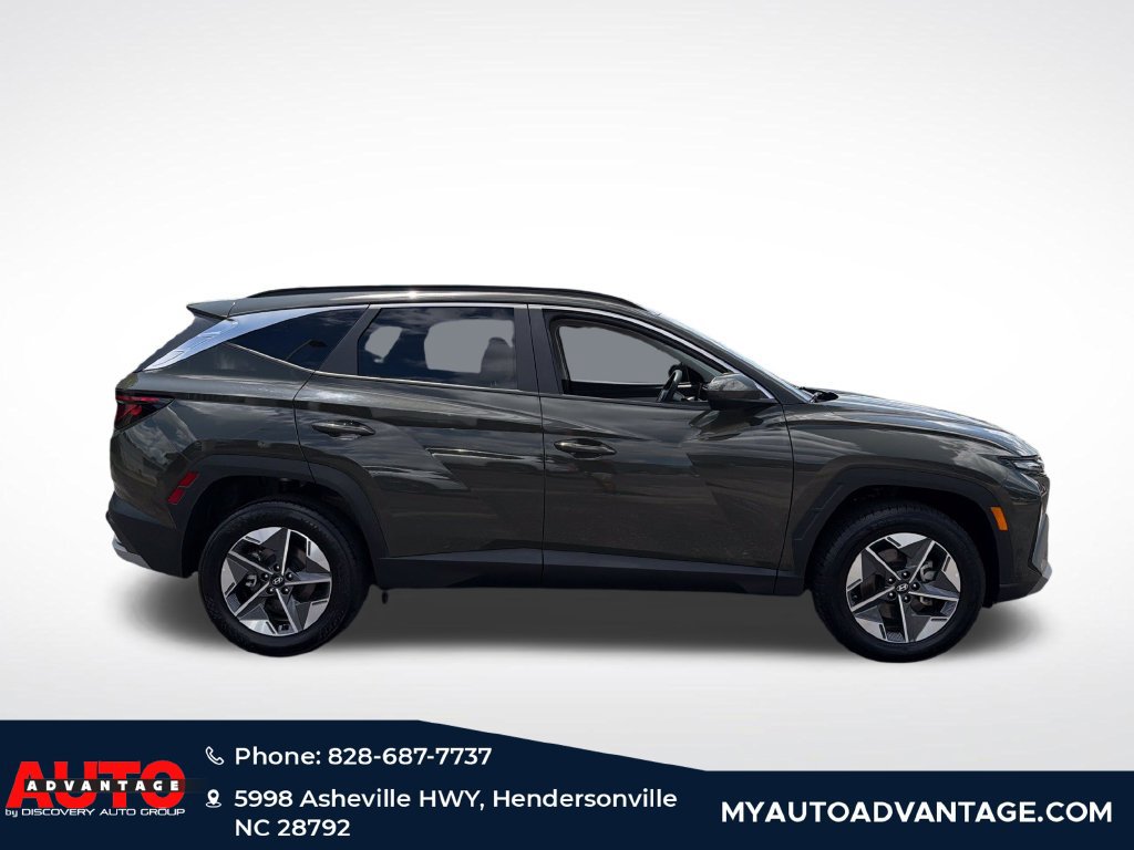 Used 2025 Hyundai Tucson SEL AWD/4WD image 4