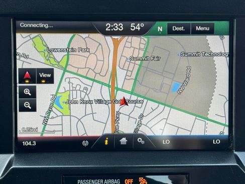 Used 2015 Ford F150 Platinum w/ Equipment Group 701A Luxury image 19