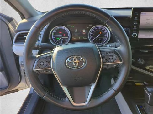 Certified 2022 Toyota Camry XLE FWD image 13