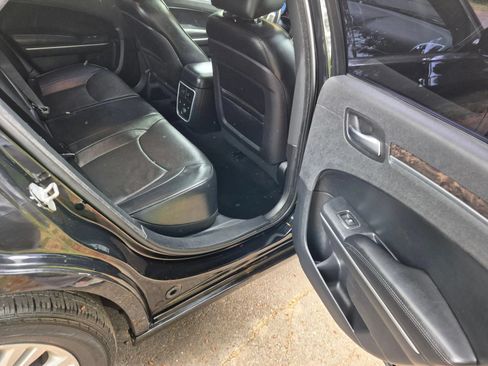 Used 2013 Chrysler 300 C AWD/4WD image 13