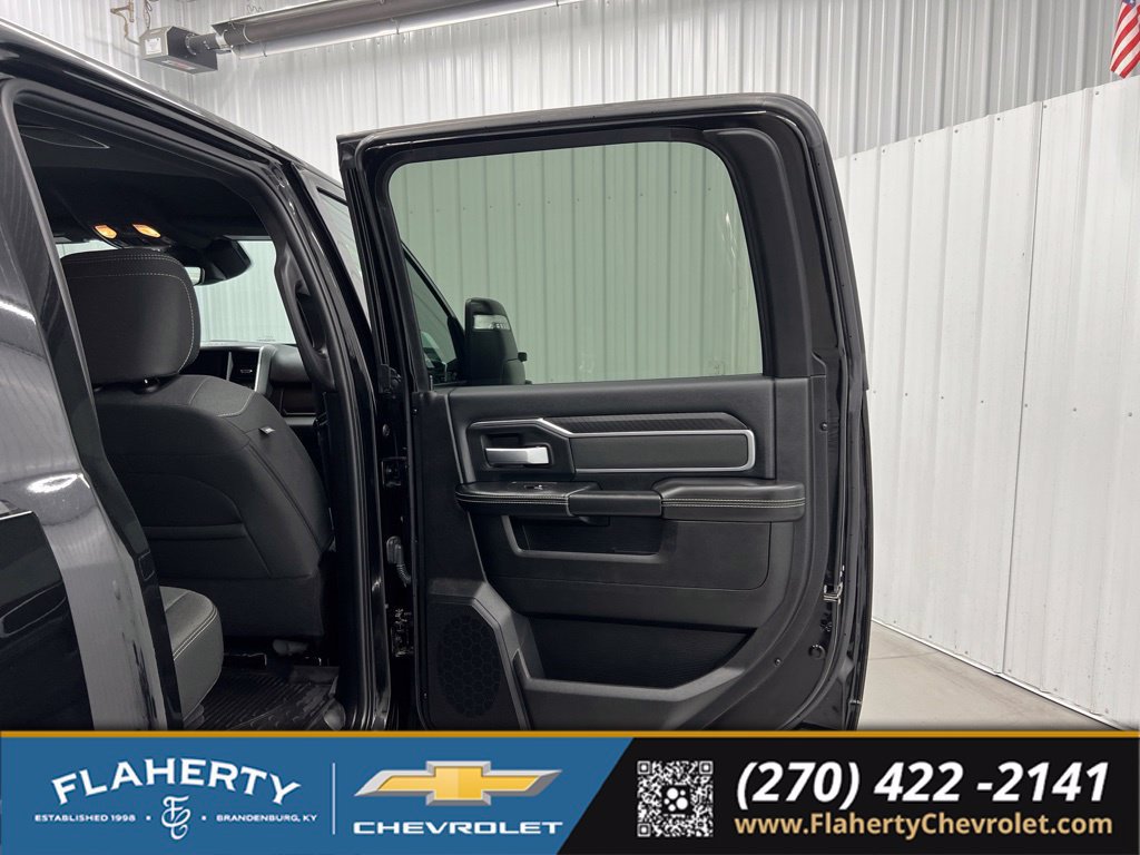 Used 2025 RAM 2500 Big Horn AWD/4WD image 12