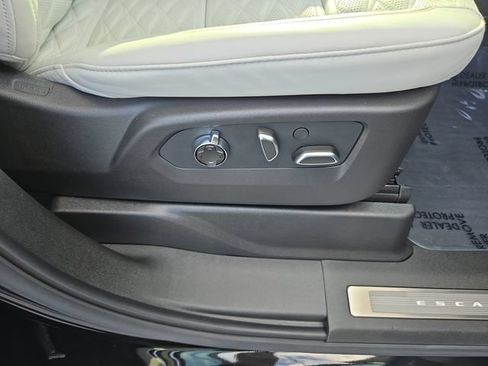 Used 2026 Cadillac Escalade ESV Platinum Sport w/ LPO, Floor Liner Package AWD/4WD image 41