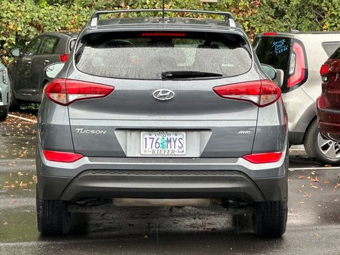 Used 2017 Hyundai Tucson SE w/ SE Popular Package 02 AWD/4WD image 5