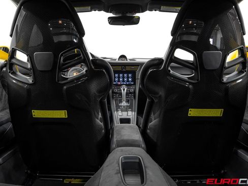 Used 2018 Porsche 911 GT2 RS RWD image 32