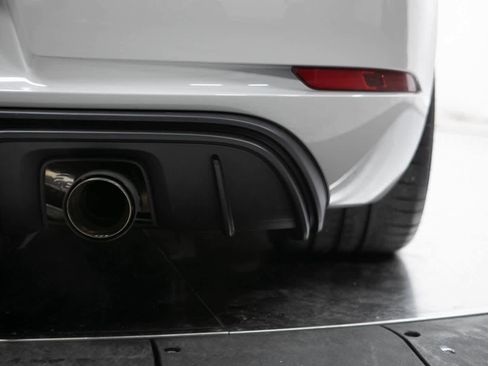 Certified 2022 Porsche 718 Boxster Spyder image 33