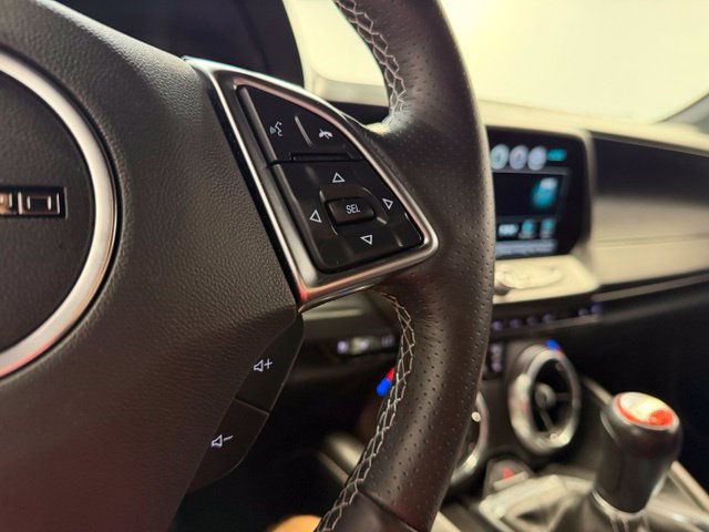 Used 2018 Chevrolet Camaro SS RWD image 17