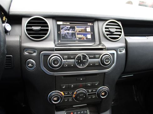 Used 2016 Land Rover LR4 HSE Silver Edition image 31