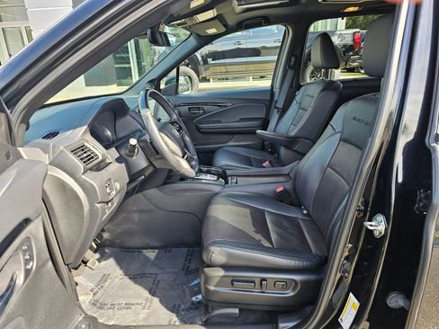 Used 2020 Honda Pilot Black Edition image 25