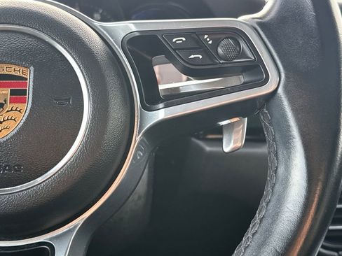 Used 2019 Porsche Macan image 19