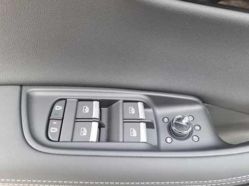 New 2026 Audi Q8 Premium Plus image 29