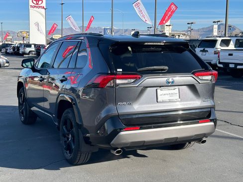 Used 2020 Toyota RAV4 XSE image 3