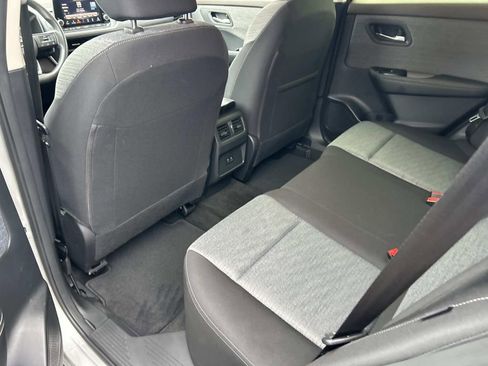 Certified 2023 Nissan Rogue SV AWD/4WD image 19