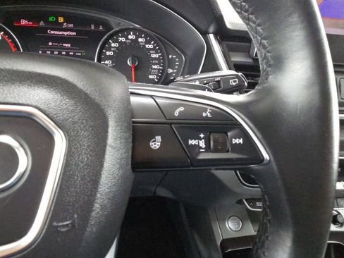 Used 2021 Audi Q5 2.0T Premium w/ Convenience Package image 24