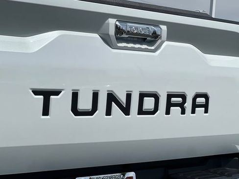Used 2022 Toyota Tundra Limited AWD/4WD image 29
