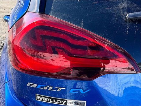 Used 2017 Chevrolet Bolt LT image 27