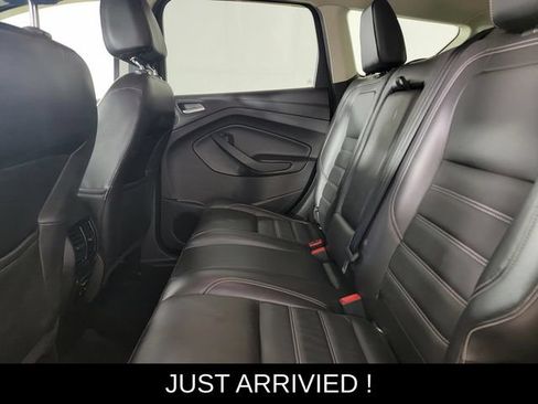 Used 2017 Ford Escape SE w/ SE Leather Comfort Package FWD image 14