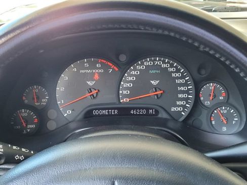 Used 2002 Chevrolet Corvette Convertible w/ Preferred Equipment Group2 RWD image 22
