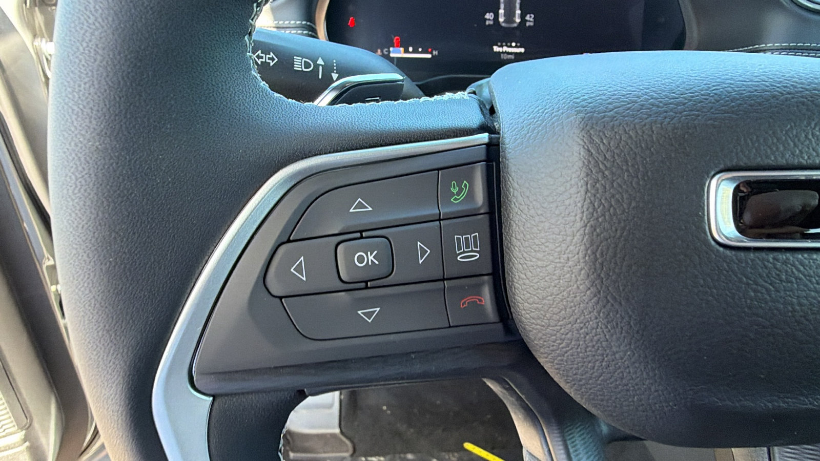 New 2027 Jeep Grand Cherokee Laredo X AWD/4WD image 23