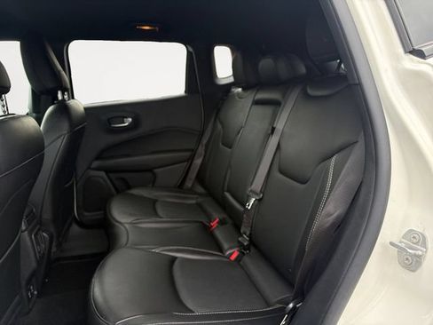 Used 2021 Jeep Compass Latitude AWD/4WD image 13