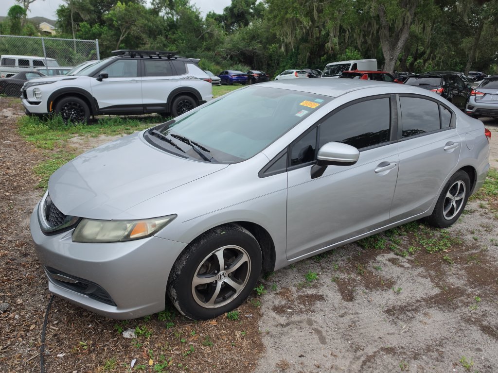 Used 2015 Honda Civic SE image 2
