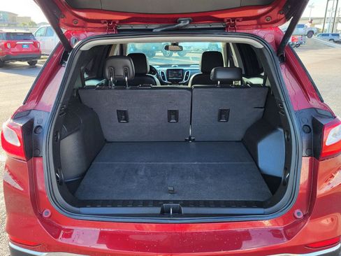 Used 2020 Chevrolet Equinox LT w/ Sport Edition image 12