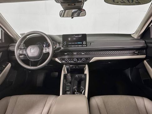 Used 2023 Honda Accord EX image 15