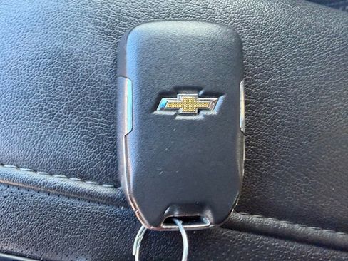 Used 2021 Chevrolet Silverado 1500 High Country w/ Safety Package II image 32